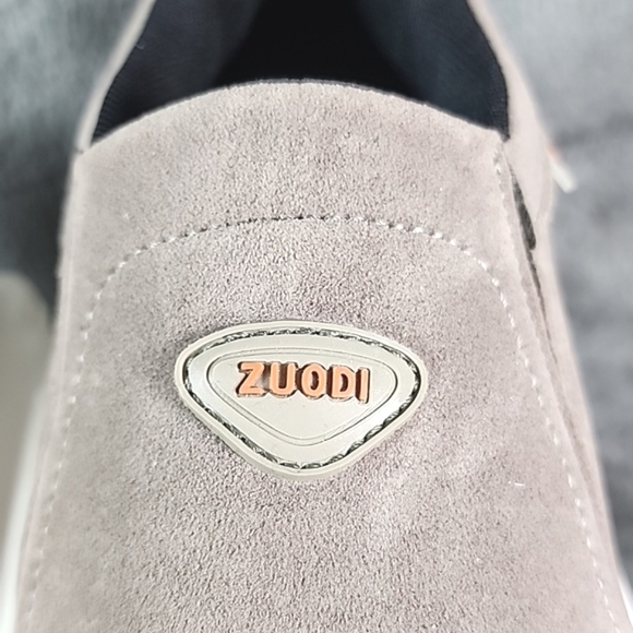 ZUODI Men's slip-on loafers. Size 11.5 Casual walking shoes in neutral color. - Picture 2 of 10